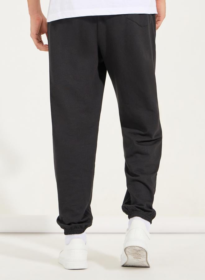 Styli Oversized Text Print Joggers - Image 4