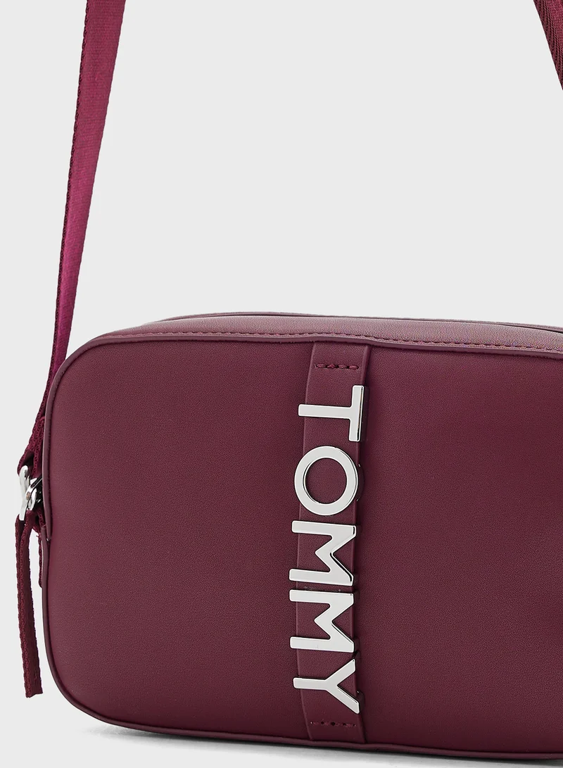 TOMMY JEANS Narrow Strap Crossbody