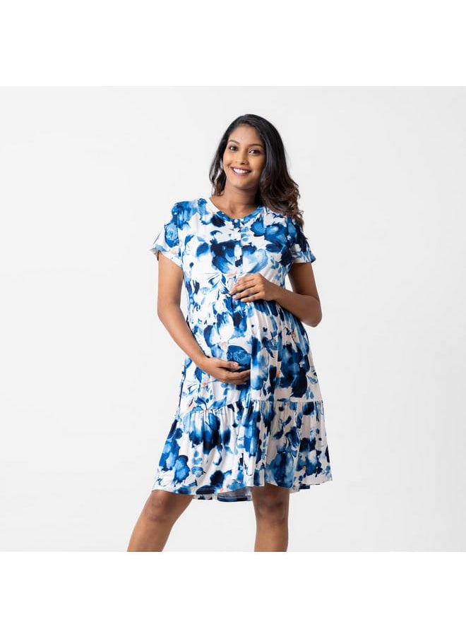 Aadaraya All-Over Floral Print Maternity Sleepshirt with Short Sleeves - pzsku/ZD1EFF7BE563DC5187D88Z/45/_/1728466399/a20a1ebc-a2c9-4c48-9f1a-80fcbf4da64f