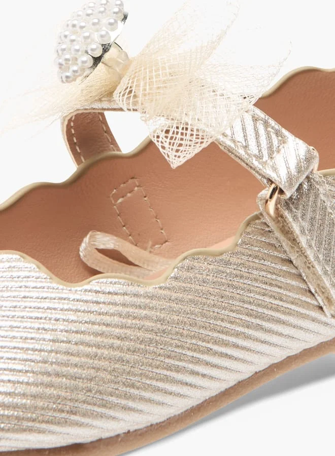 جونيورز Girls Bow Embellished Ballerina Shoes With Hook And Loop Closure