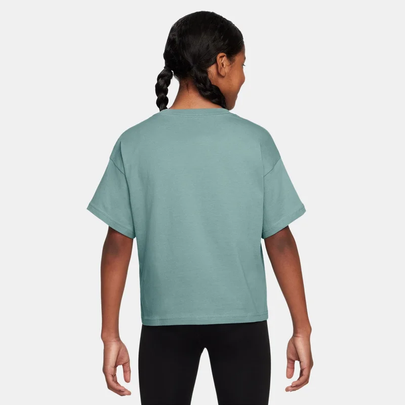 Nike Kids' Sportswear Essential T-Shirt