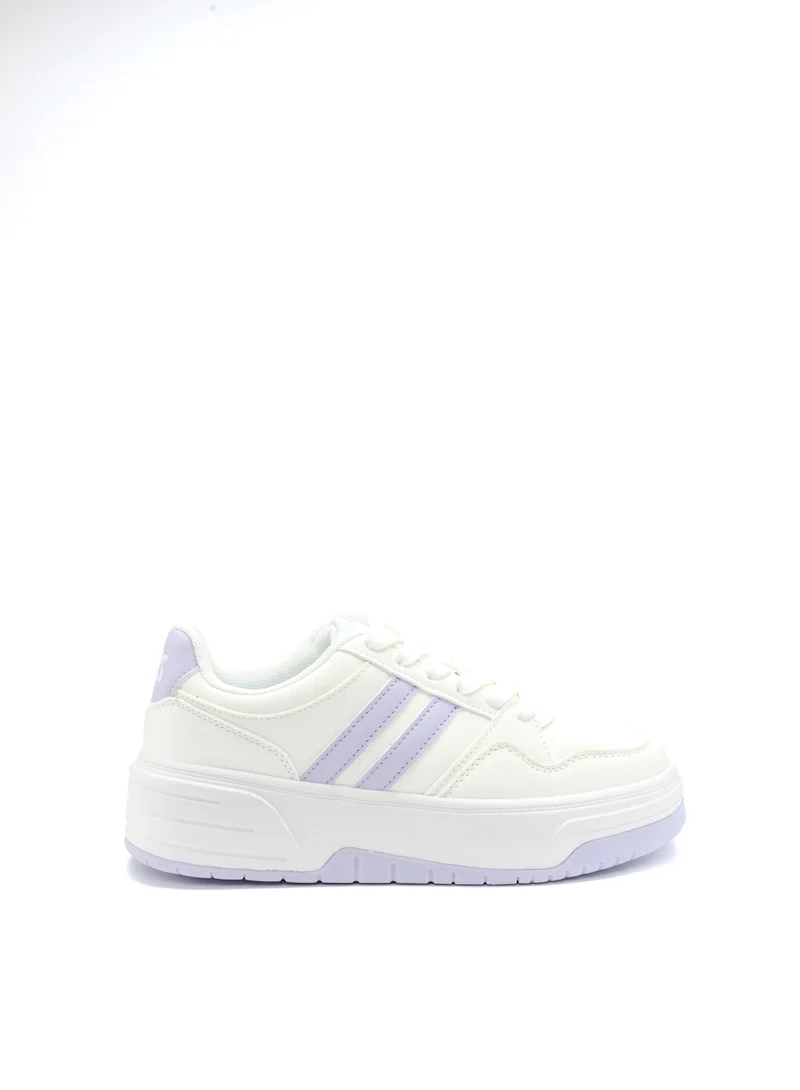 Bata Lightweight Casual Sneakers