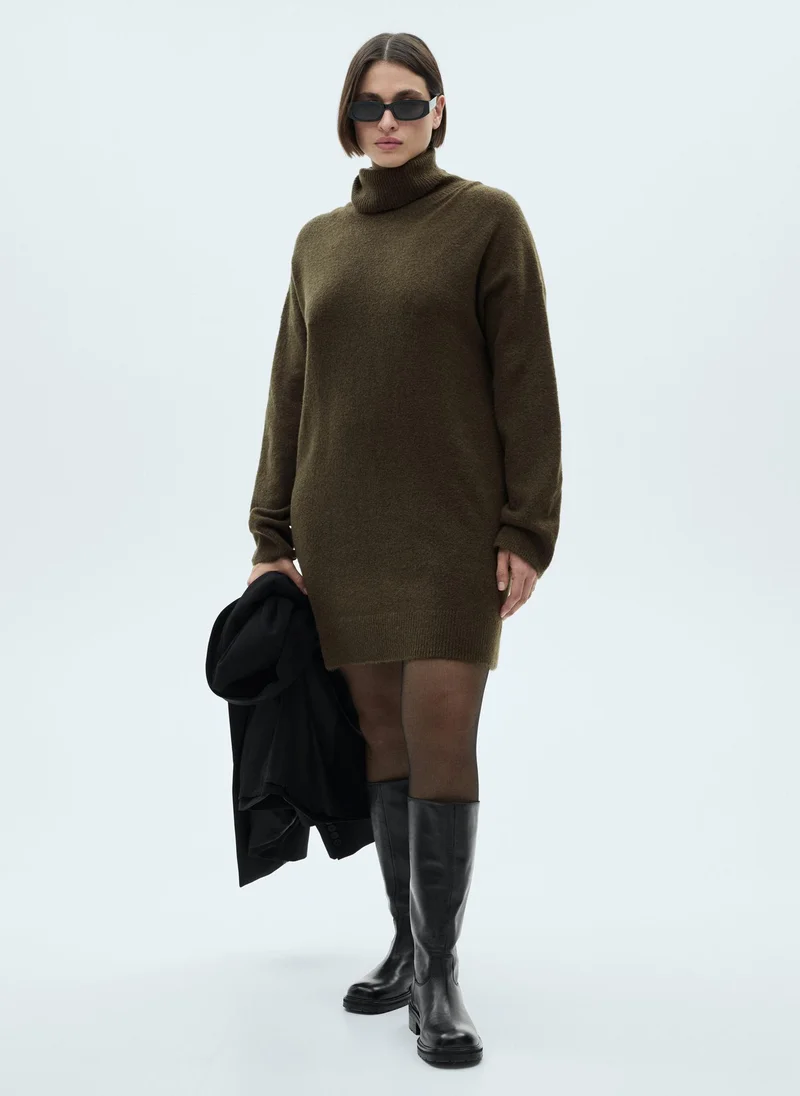 مانجو Short Turtleneck Knitted Dress