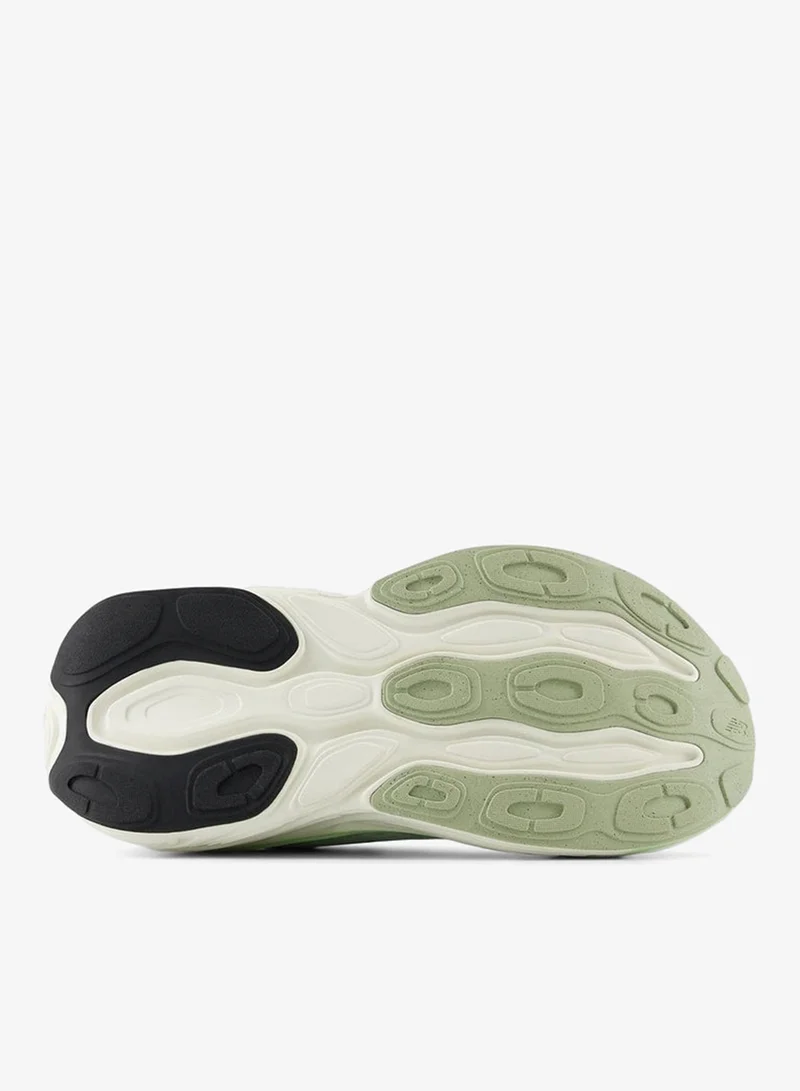 نيو بالانس المزيد من السنيكرز