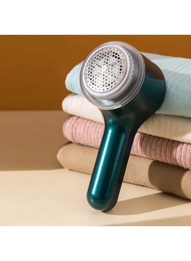 Portable Fabric Lint Remover – Clothes Shaver & Fuzz Trimmer, Compact Design for Quick and Effective Cleaning - Image 5