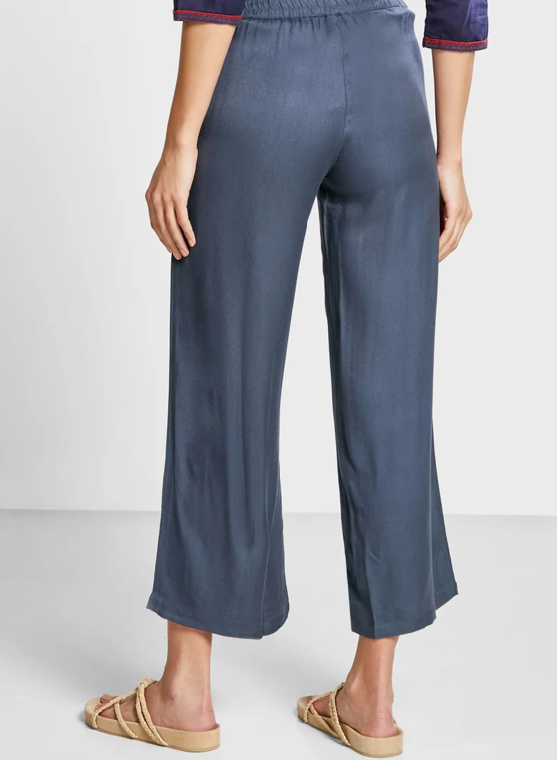 kolaba Pocket Detail Wide Leg Pants