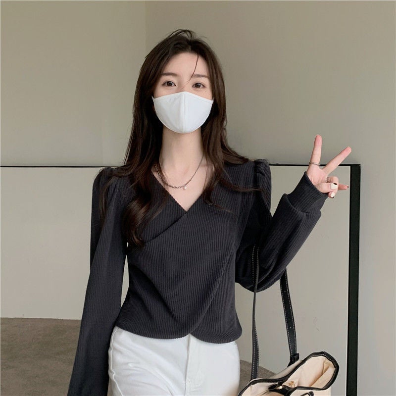 Autumn and Winter Cross V-Neck Design Sense Shoulder T-Shirt Women's Long Sleeve Inner Irregular Short Puff Sleeve Top Base Shirt - Image 4