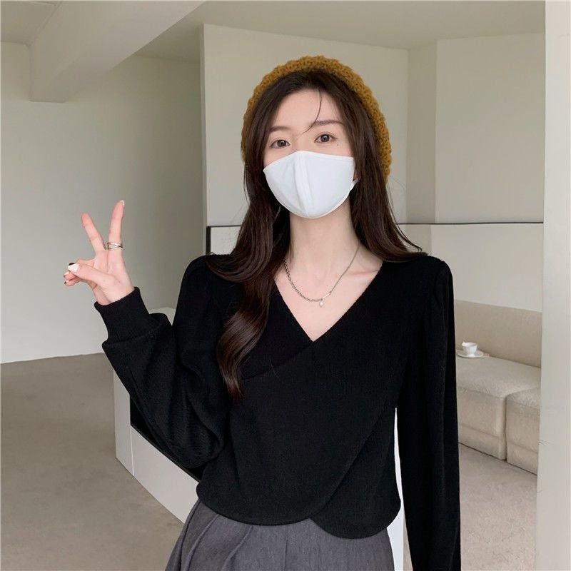 Autumn and Winter Cross V-Neck Design Sense Shoulder T-Shirt Women's Long Sleeve Inner Irregular Short Puff Sleeve Top Base Shirt - Image 5