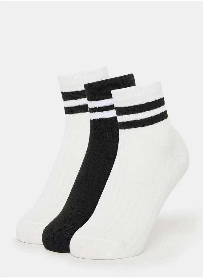 Styli Pack of 3 - Double Striped Socks