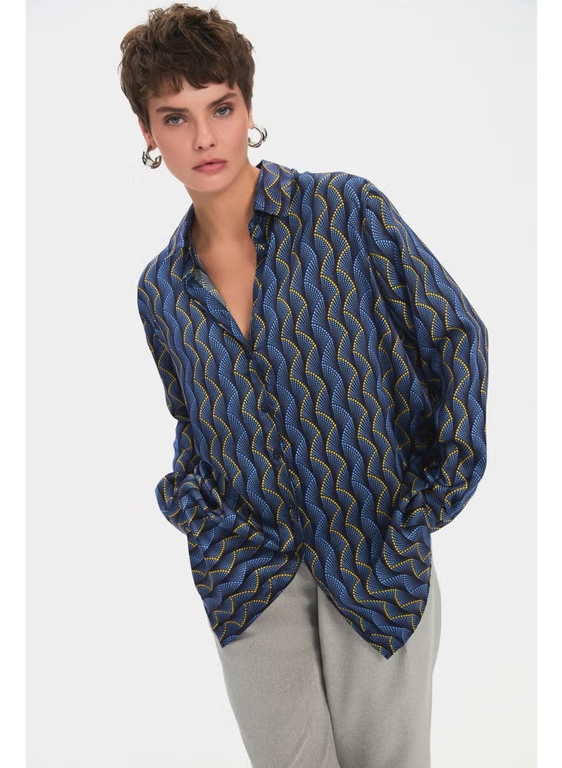 JUNE Women's Oversize/loose Cut Patterned Shirt - Image 1