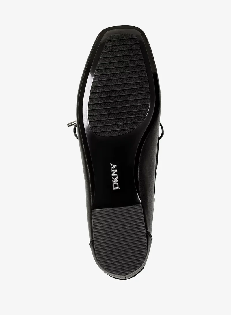 DKNY BLACK Delmar Boat Wide - B for Women | Best Price UAE