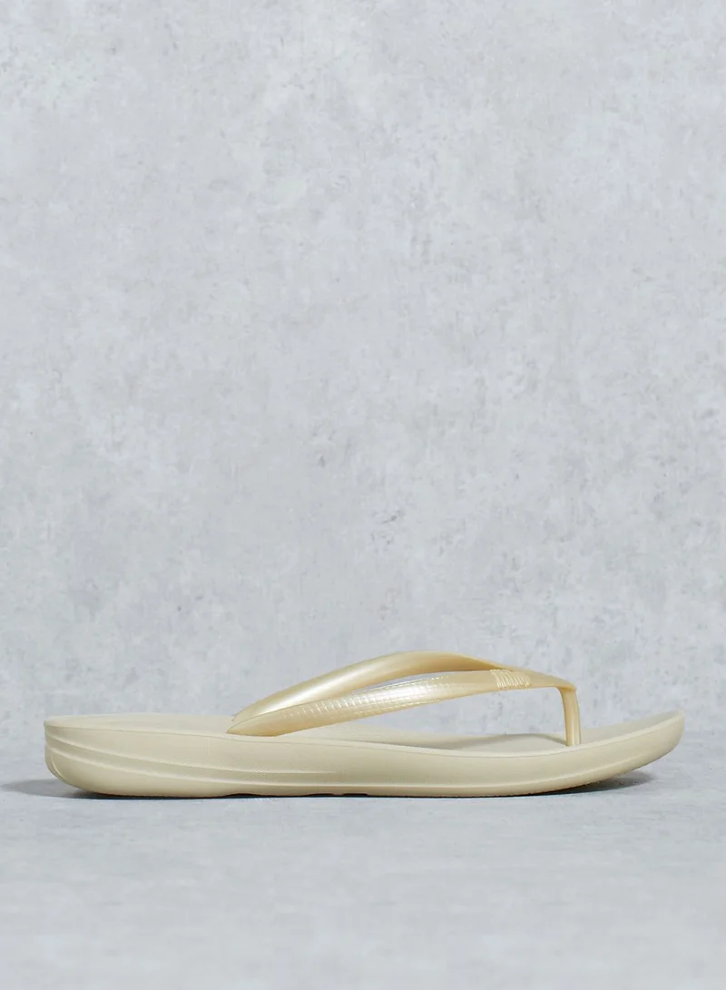 FitFlop Iqushion Ergonomic Flip-Flops