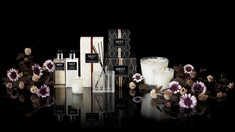 NEST Fragrances Reed Diffuser- Vanilla Orchid & Almond , 5.9 fl oz - Image 2