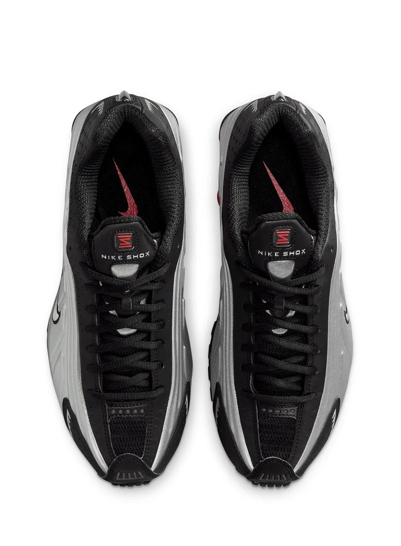 Nike Shox R4