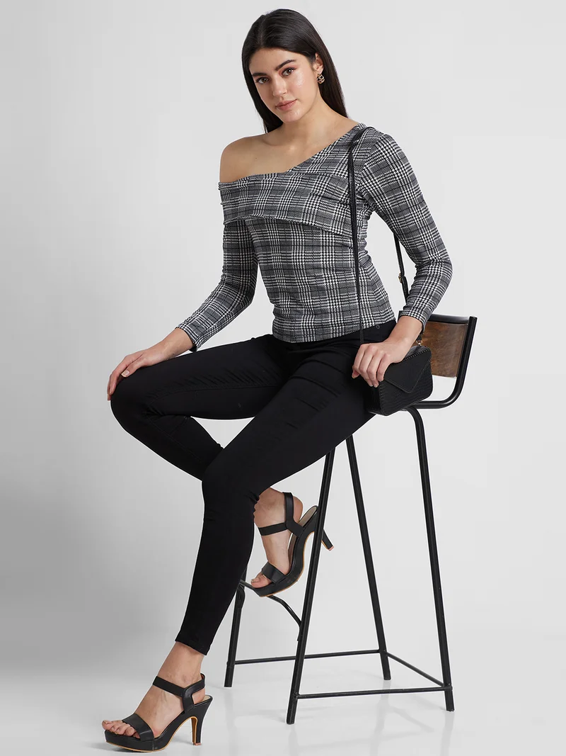 globus Globus Women Checked One Shoulder Regular Top