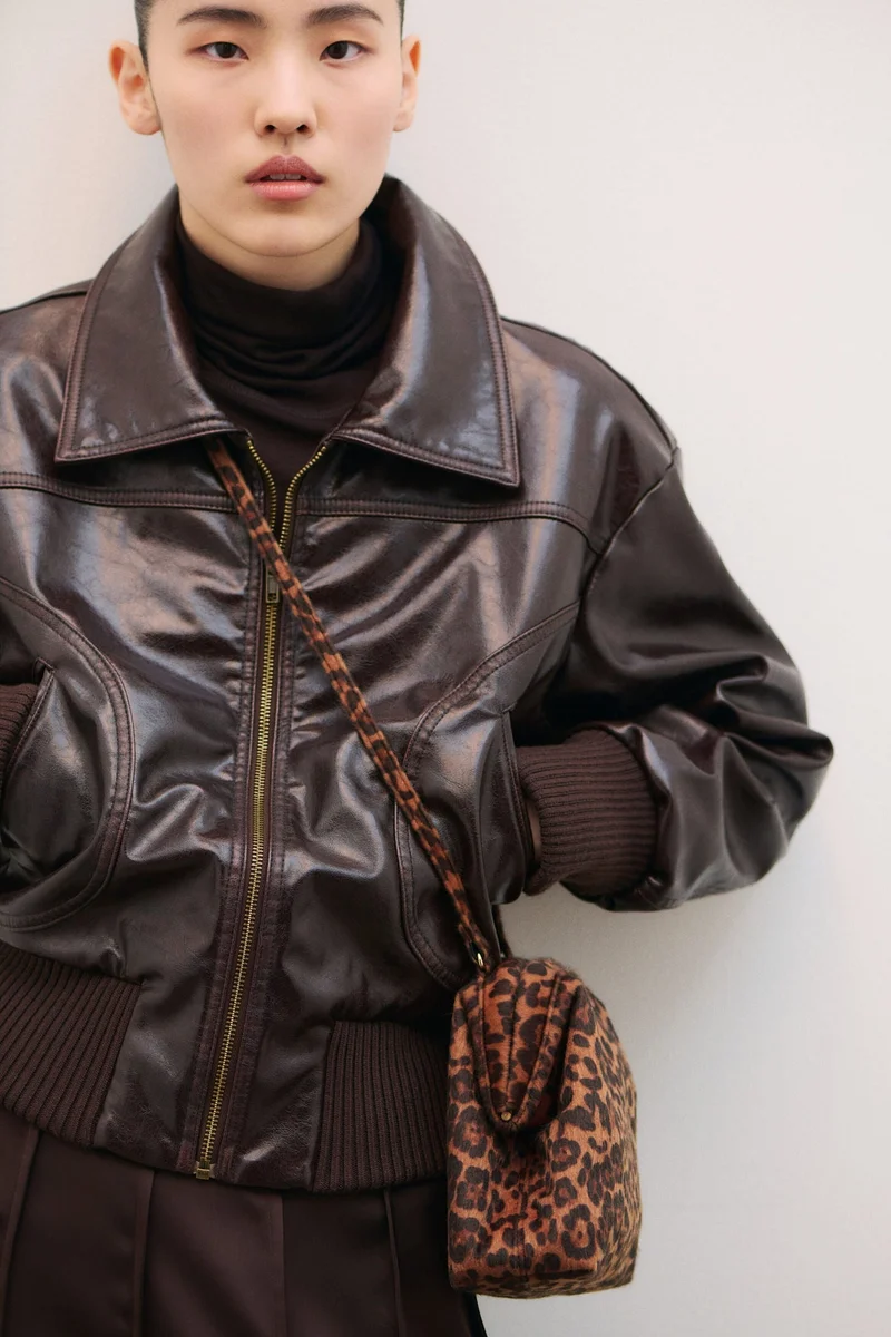 اتش اند ام حقيبة كروس