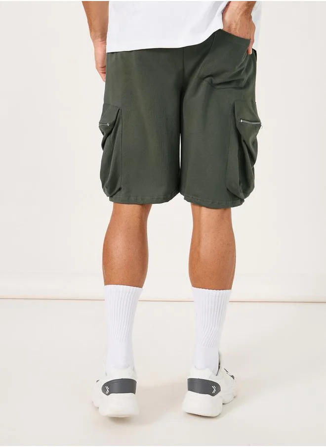 Styli Oversized Fit Utility Cargo Shorts with Zipper
