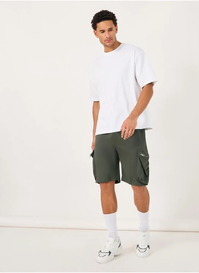 Styli Oversized Fit Utility Cargo Shorts with Zipper