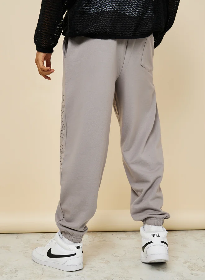 Styli Styli Looney Tunes Character Print Pocket Detail Oversized Joggers