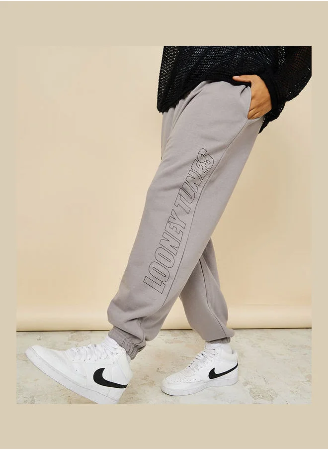 ستايلي Looney Tunes Character Print Pocket Detail Oversized Jogger