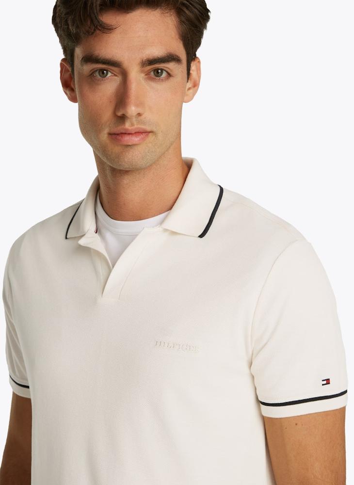 تومي هيلفيغر بولو بأكمام قصيرة وياقة مفتوحة ومزينة - Image 3