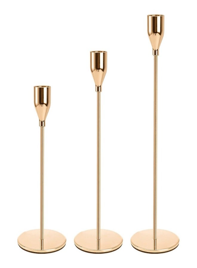 ميكسد ثلاث مجموعات من الشمعدانات المعدنية الأوروبية - Image 5