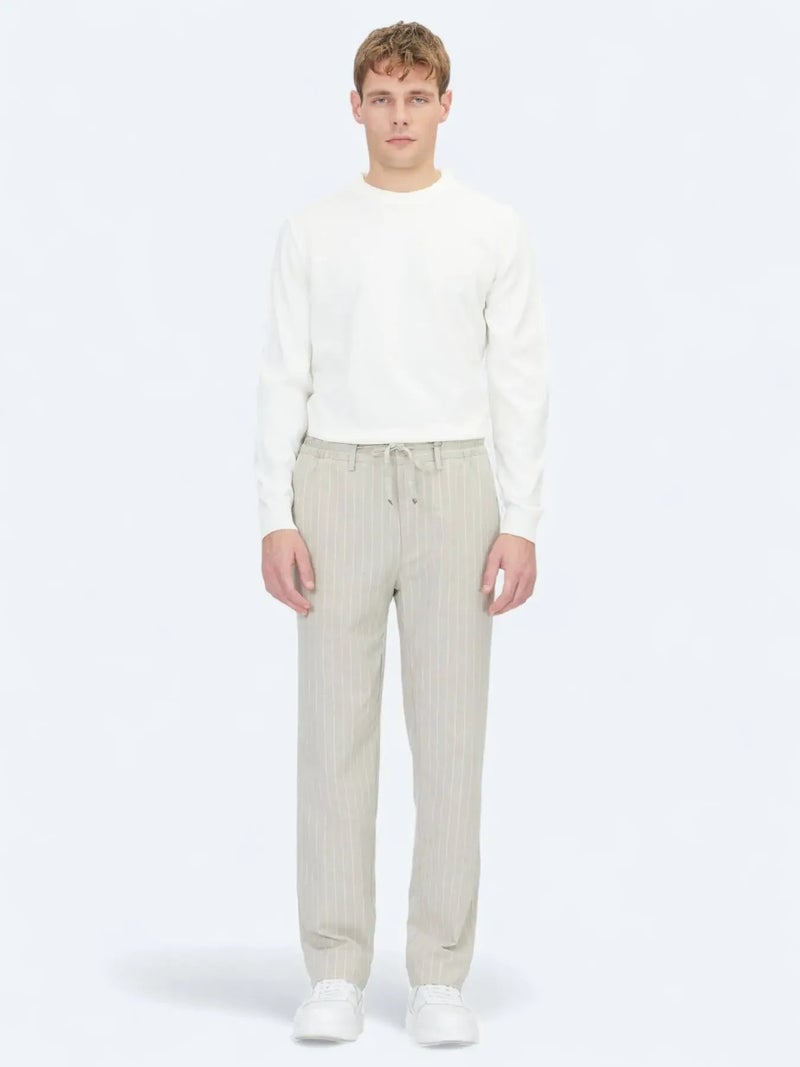 كيب بنطال رياضي بيج اللون بقصة مريحة من مزيج الكتان - Image 4