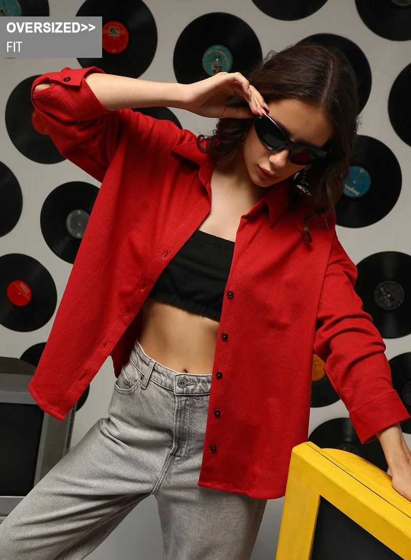 كامبوس سوترا Women's Scarlet Red Solid Oversized Shirt