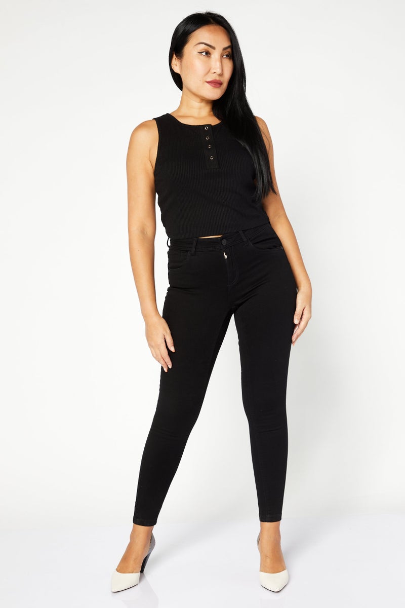 NOISY MAY Women Regular Fit Solid Casual Pants, Black - Image 3