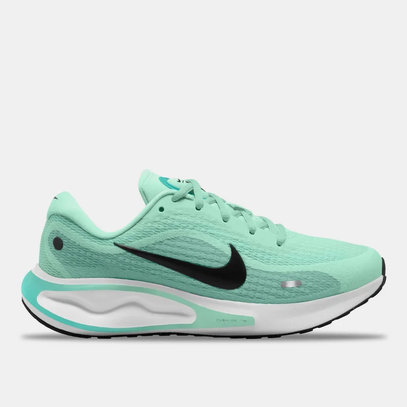 نايكي حذاء الجري جيرني رن رود للنساء