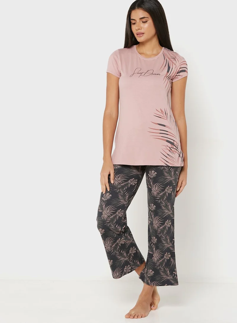 Sweet Dreams Round Neck Graphic T-Shirt & Pyjama Set