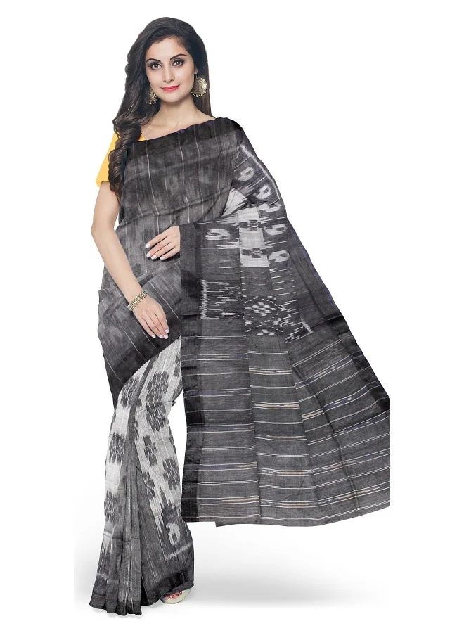 Parinita Sarees ساري قطن أسود بنقش الإيكات للنساء