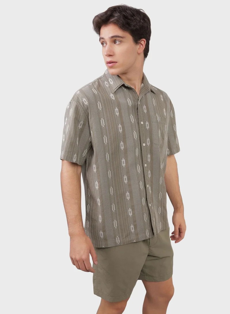American Eagle Printed Short Sleeve Poolside Shirt