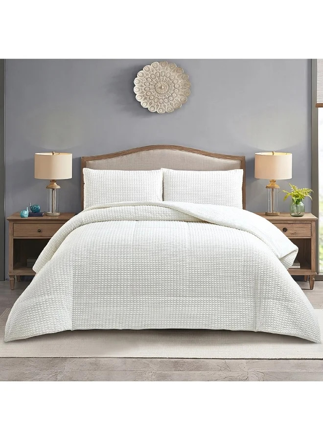Home Box Bern Milo 3-Piece Embossed Flannel King Comforter Set 240 x 220 cm