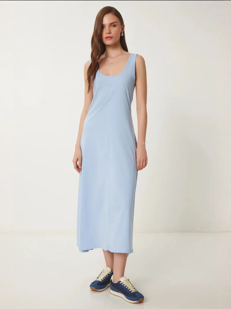 السعادة في إسطنبول ISTANBUL U Collar Midi Dress