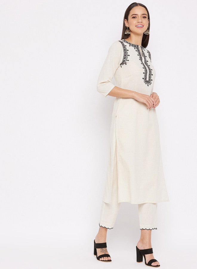 WineRed كُرتا قطنية نقية باللون الأبيض الكريمي مع بنطلونات للنساء - Image 4