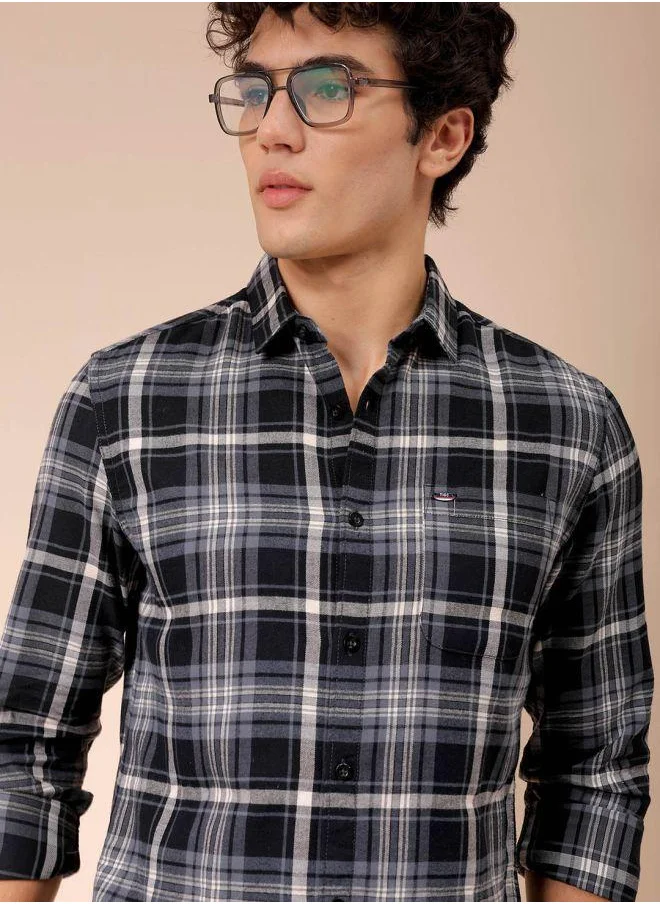 The Indian Garage Co Men Slim Fit Checkered Full Sleeves Cutaway Collar Casual Shirt