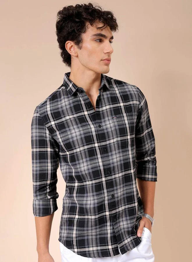 شركة المرآب الهندية Men Slim Fit Checkered Full Sleeves Cutaway Collar Casual Shirt