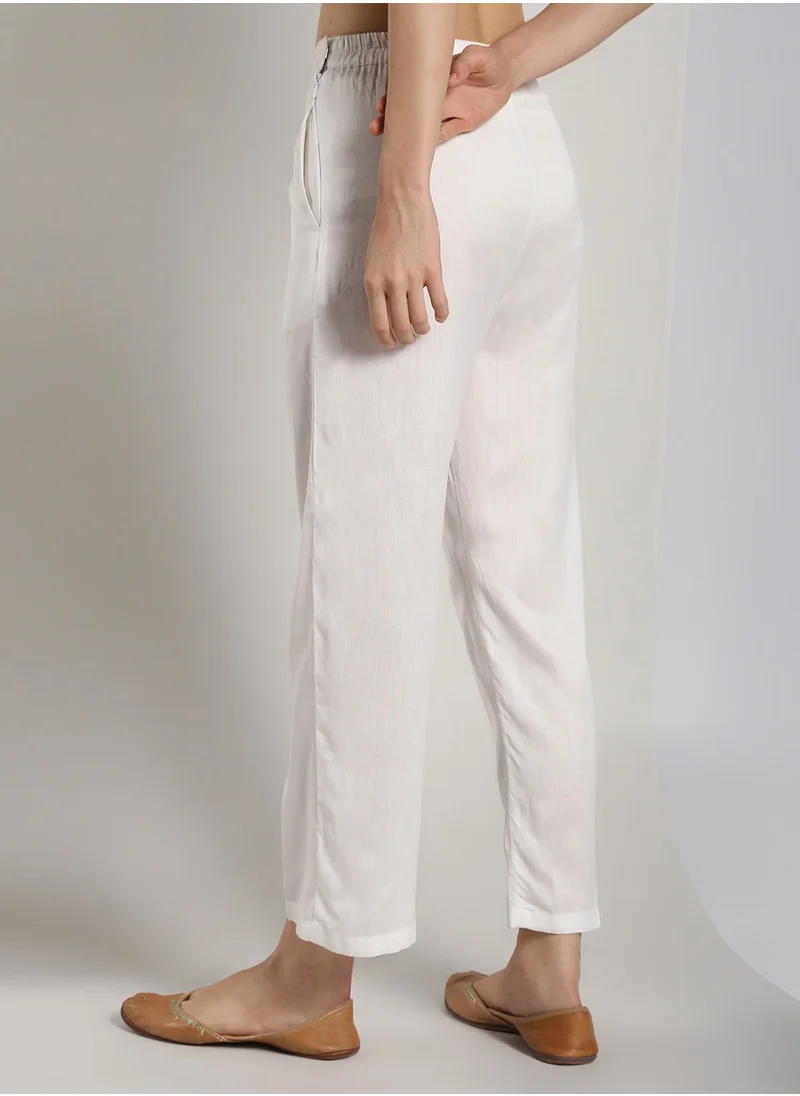 Abhishti Straight pant - Ivory