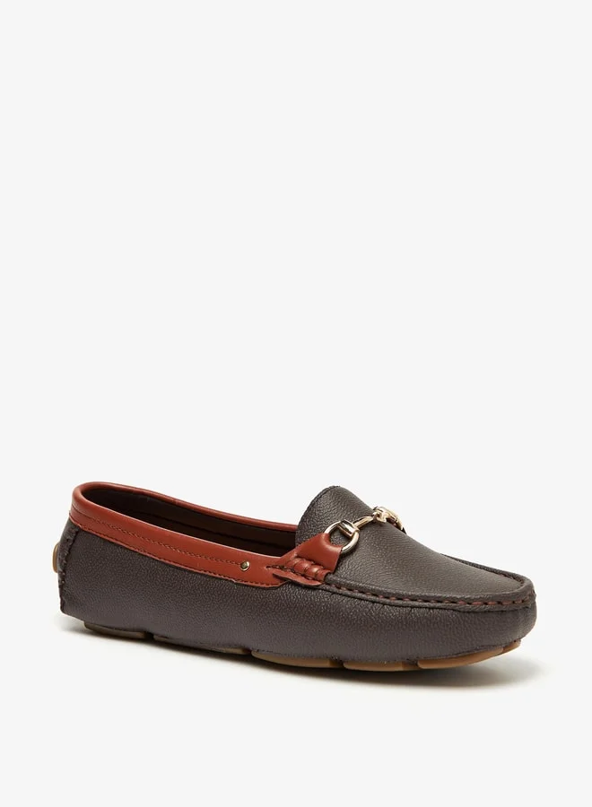 لو كونفورت Women's Metal Accent Slip-On Loafers