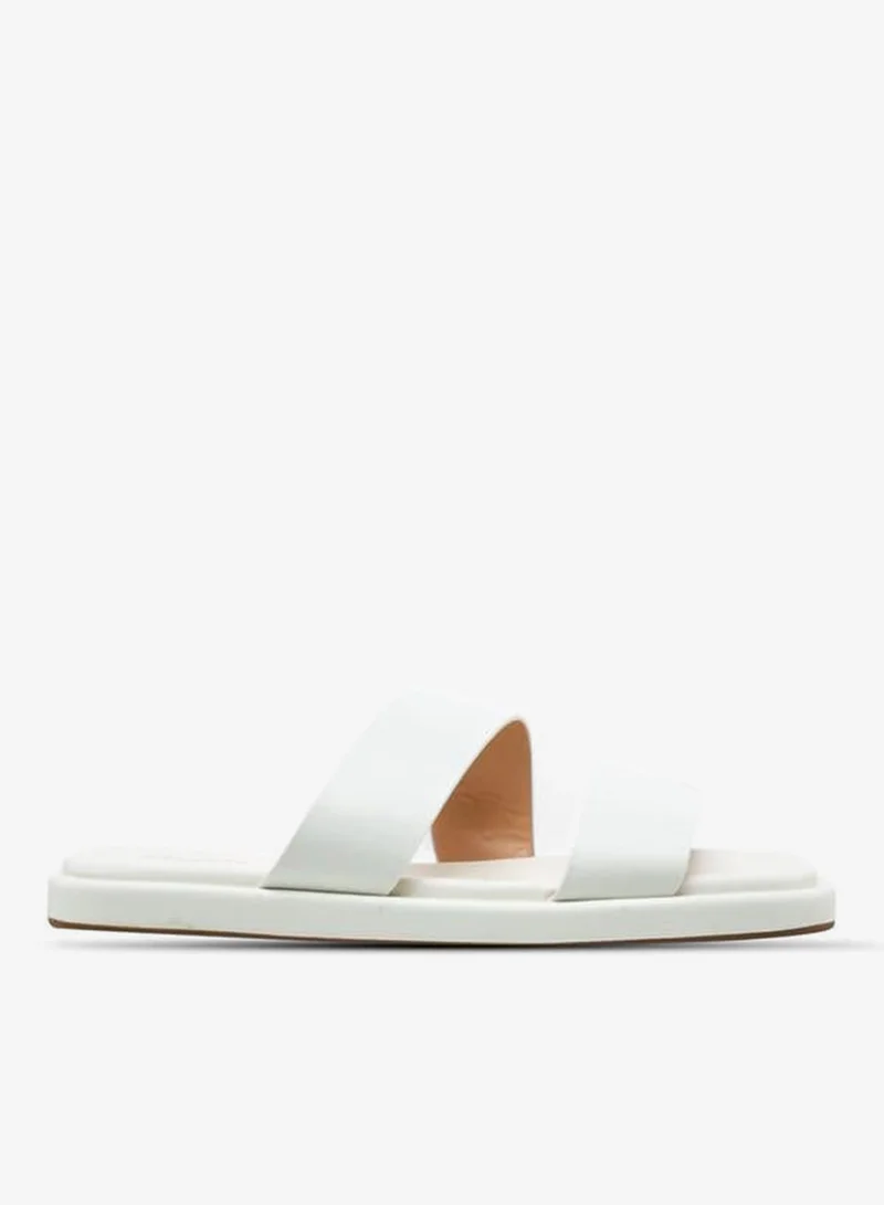 سيليست صنادل نسائية مسطحة سهلة الارتداء بلون سادة