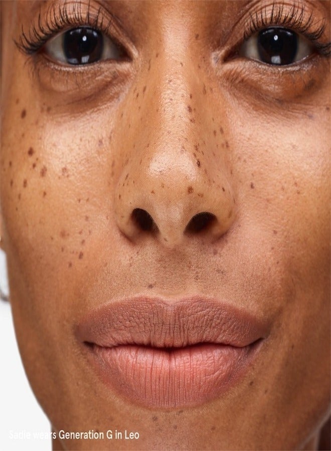 جلوسير أكثر لمعانًا  أحمر شفاه جينيريشن جي بلمسة نهائية غير لامعة، ليو - بني كاكاو محايد - 3 جرام - Image 5