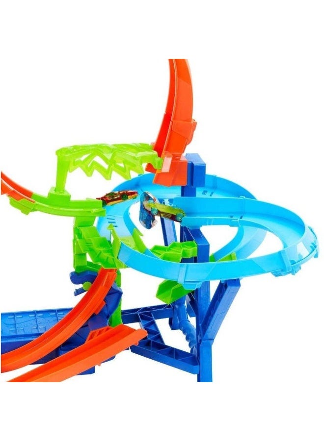 Hot Wheels مجموعة ألعاب حوادث منتصف الهواء لسيارات ستانت تراك (1:64) - Image 2