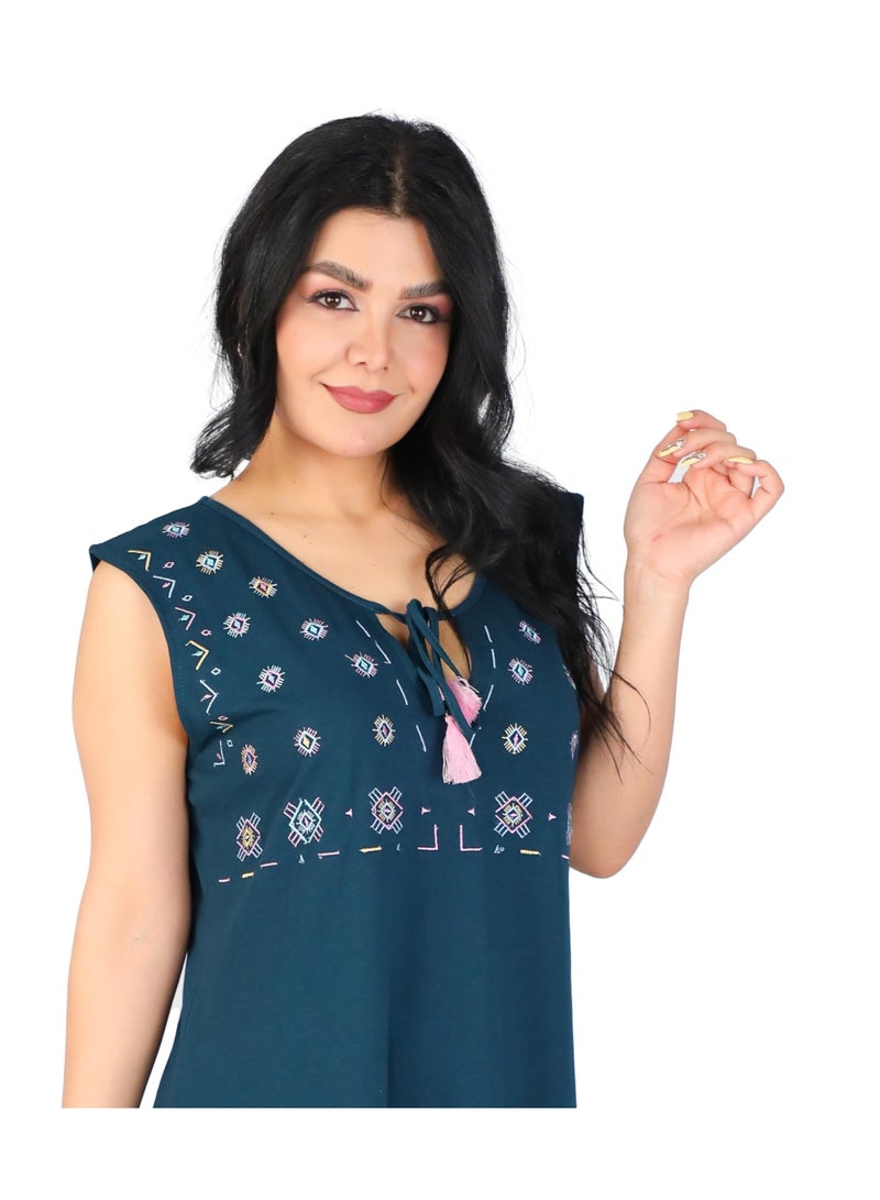 Dadoush Women's Plus Size Sleeveless Long Nightgown Maxi Nightgown with Side Slit - Image 3