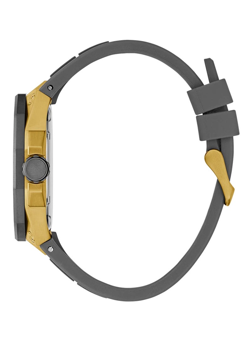 GUESS ساعة كواتز أنالوج للرجال R2 بقرص أسود من السيليكون GW0803G1 - 46 مم - Image 3