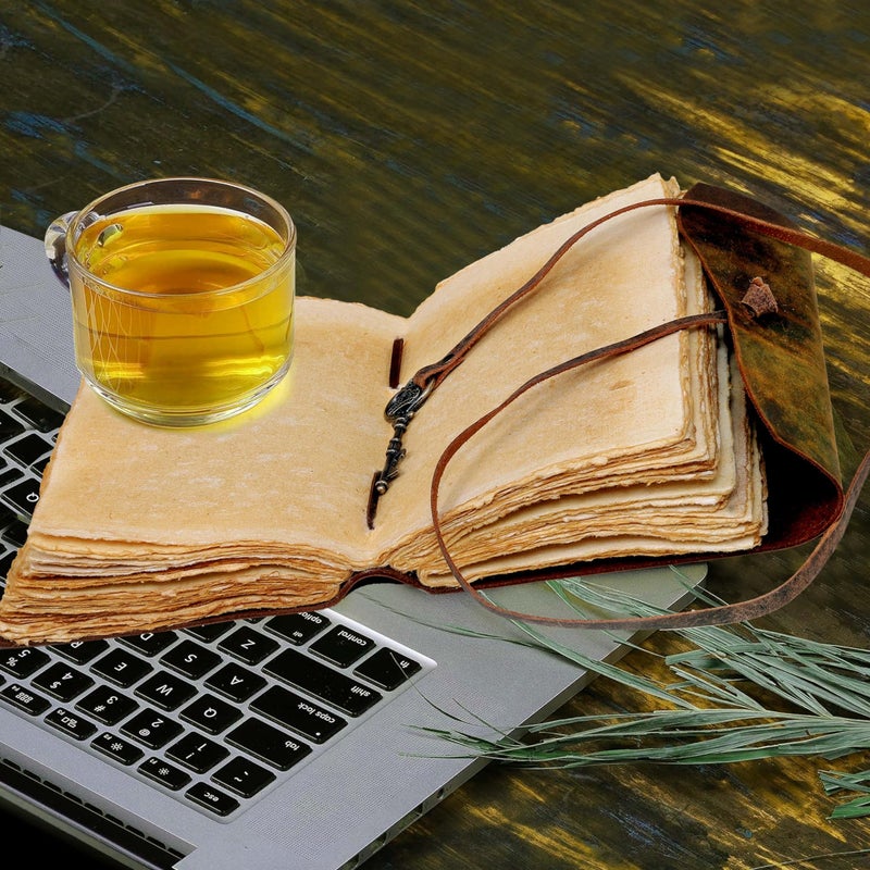 cuero دفتر جلد طبيعي قديم مع بوصلة - دفتر يدوي الصنع مع ورق حواف ممزقة - دفتر ملاحظات جلدية لرسم الأفكار - هدية رائعة للرجال والنساء (بني كراميل، 11X8 بوصة) - Image 2