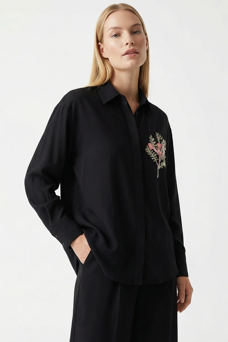 Exquise Pure Linen Embroidered High-Waisted Loose-Fit Black Trousers