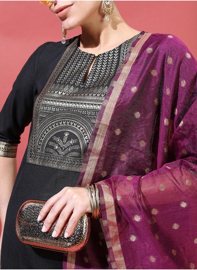 Vishudh Women Black Printed Kurta with Trousers & Dupatta by Styli  - Image 4