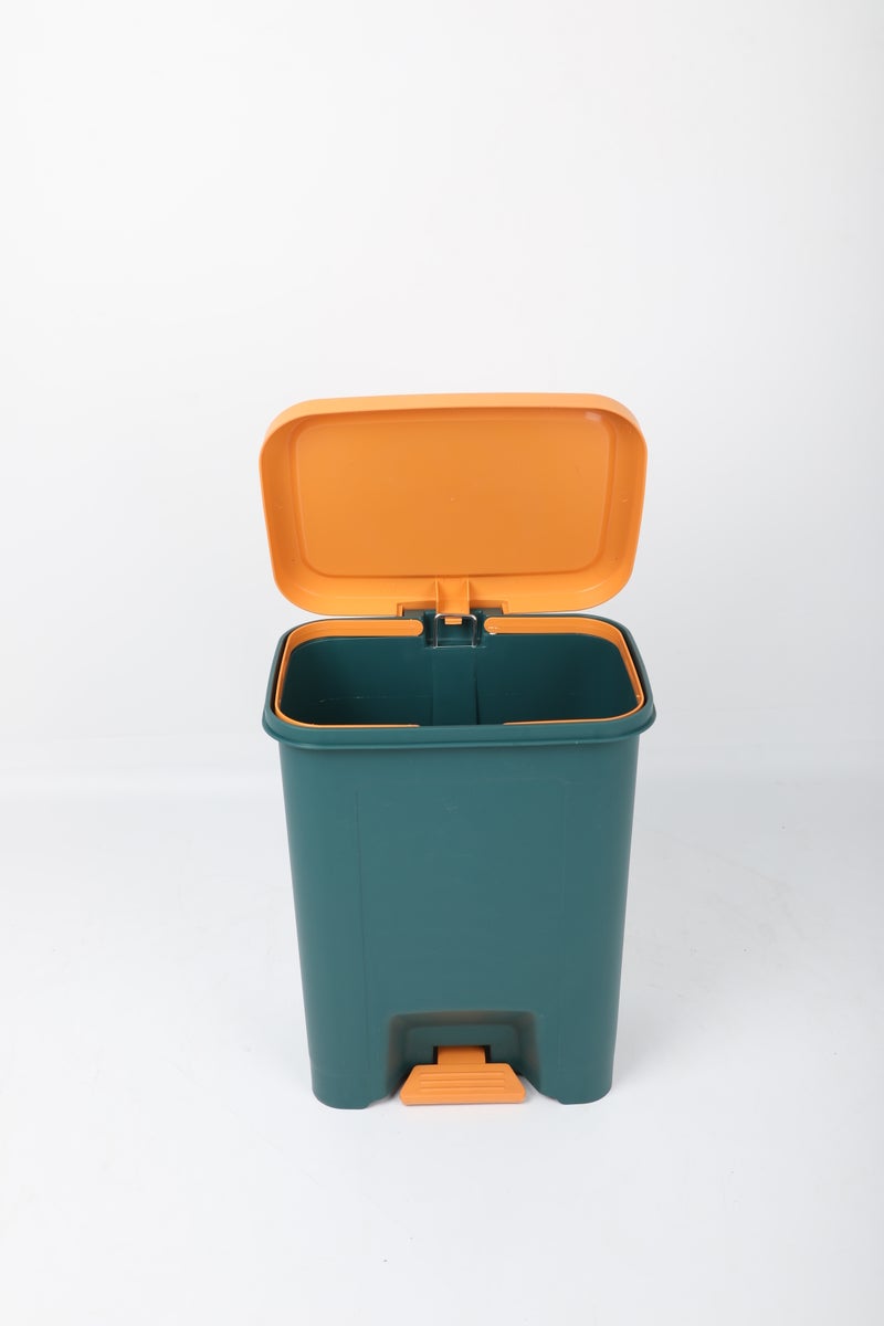 Plastic Pedal Dustbin – Hands-Free Trash Can With Lid And Foot Pedal For Home Or Office Use - Image 3