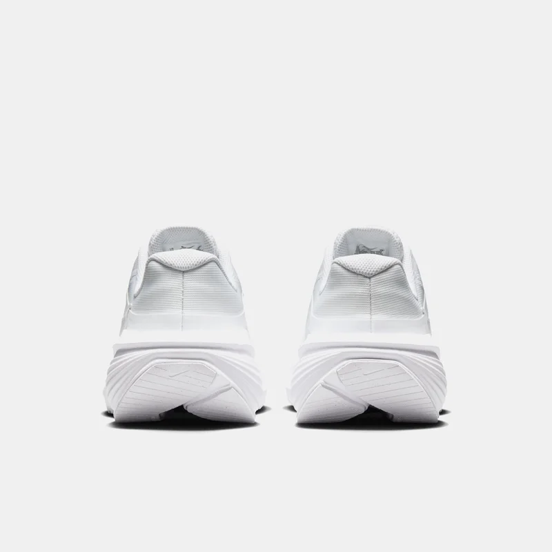 نايكي Men's Downshifter 14 Road Running Shoes